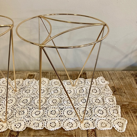 2 Wire Plant Stands Gold Tone with Hairpin Legs 13” Tall - Picture 11 of 17